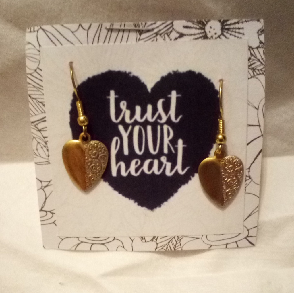 Trust Your Heart Earrings 15$